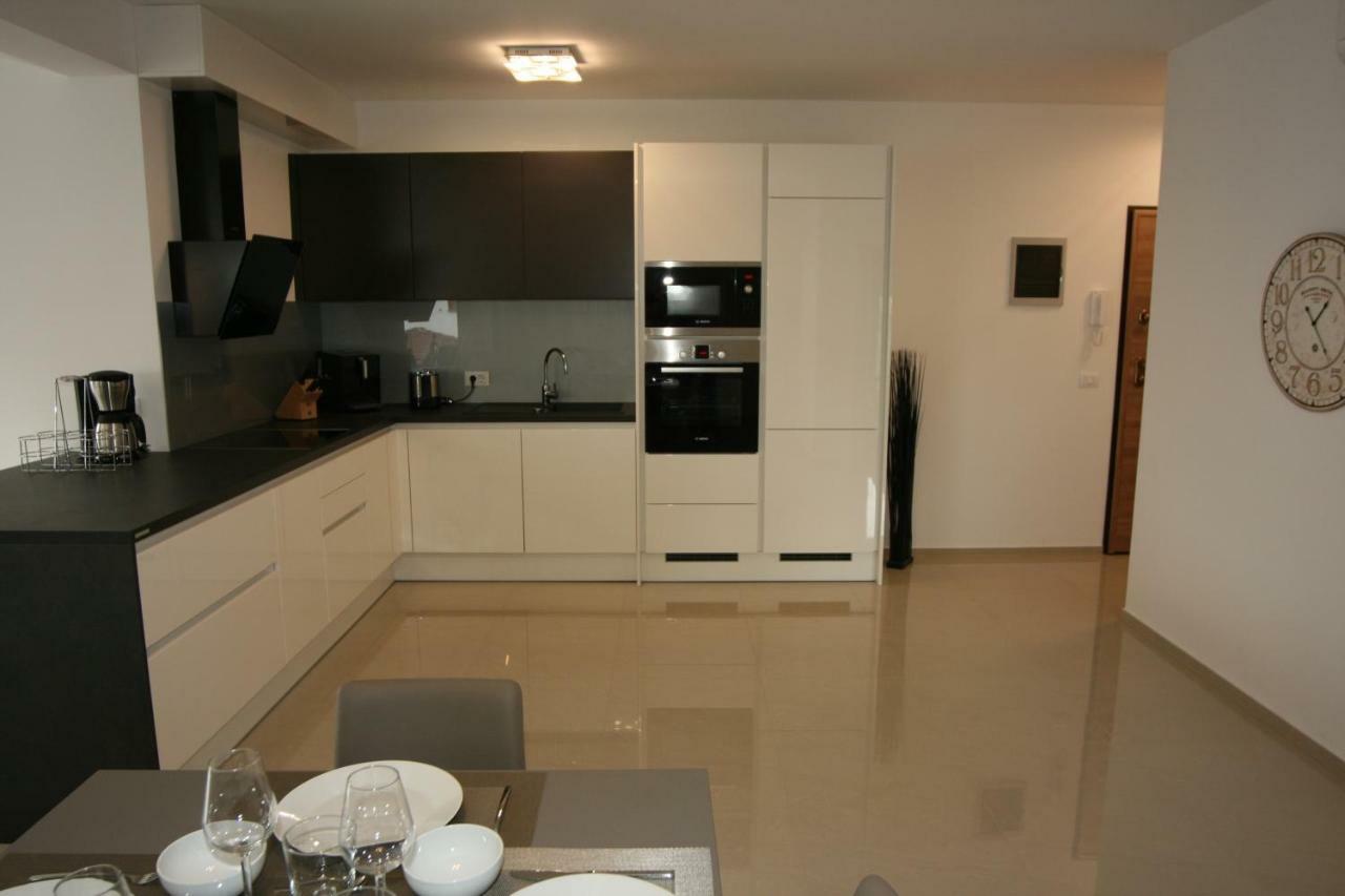 Ferienwohnung Penthouse No6 Medulin Exterior foto