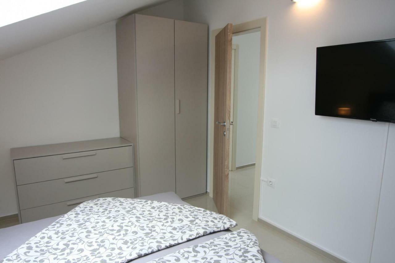 Ferienwohnung Penthouse No6 Medulin Exterior foto