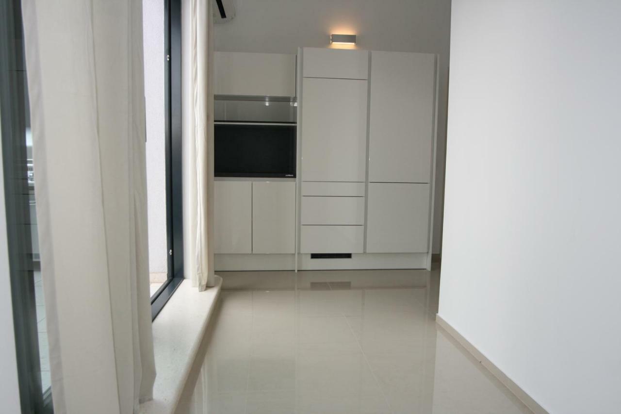 Ferienwohnung Penthouse No6 Medulin Exterior foto